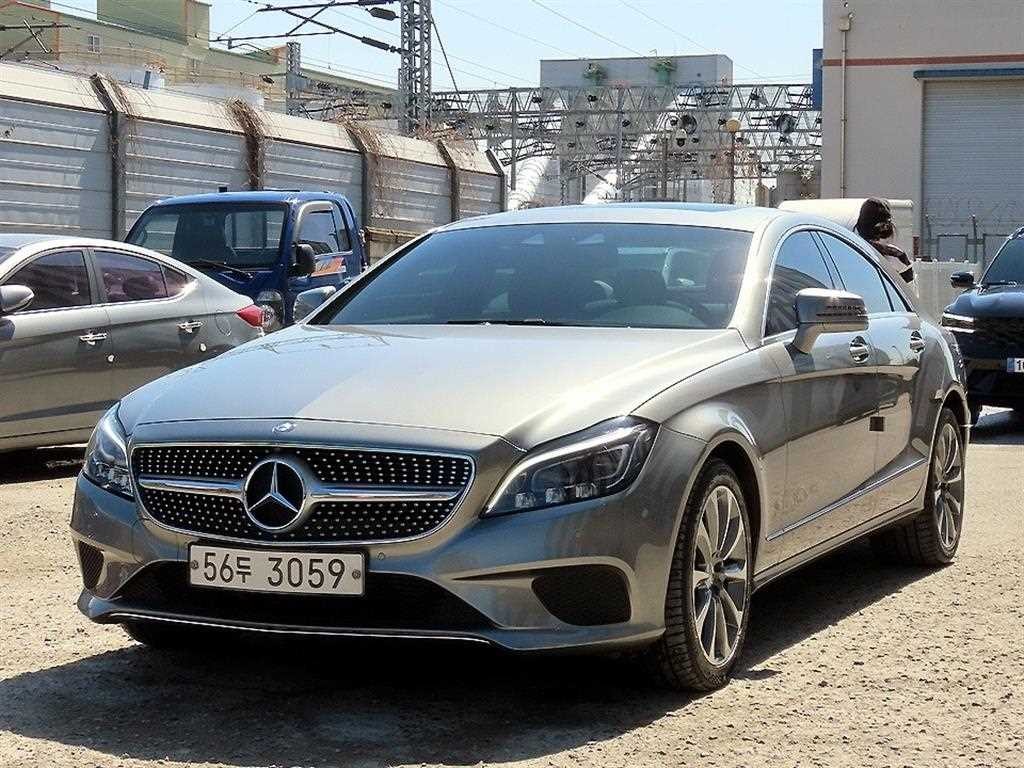 벤츠 CLS 클래스 CLS클래스 W218 CLS 250 블루텍 4MATIC 이미지 2