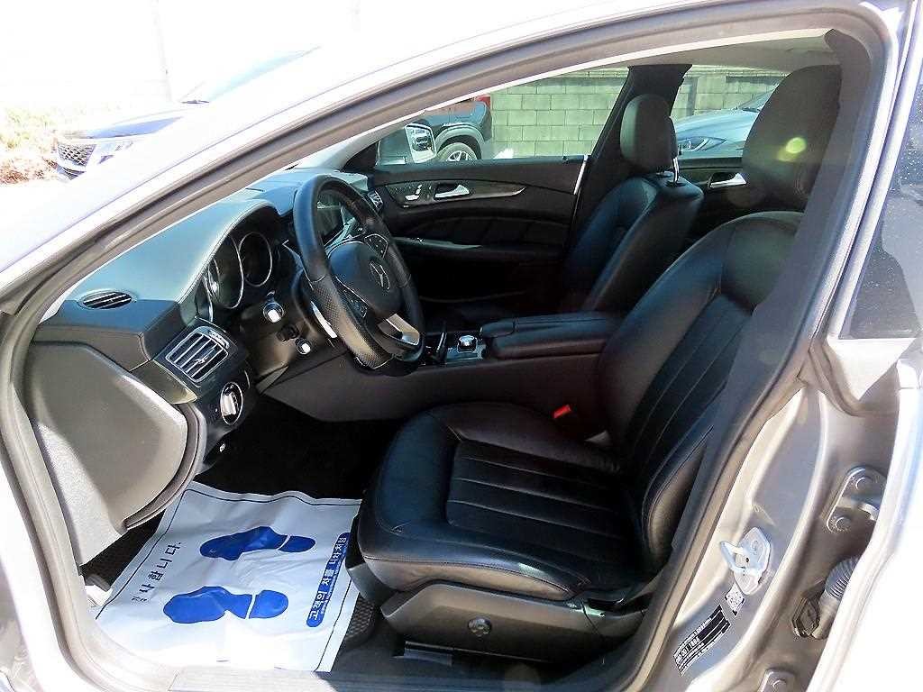 벤츠 CLS 클래스 CLS클래스 W218 CLS 250 블루텍 4MATIC 이미지 5