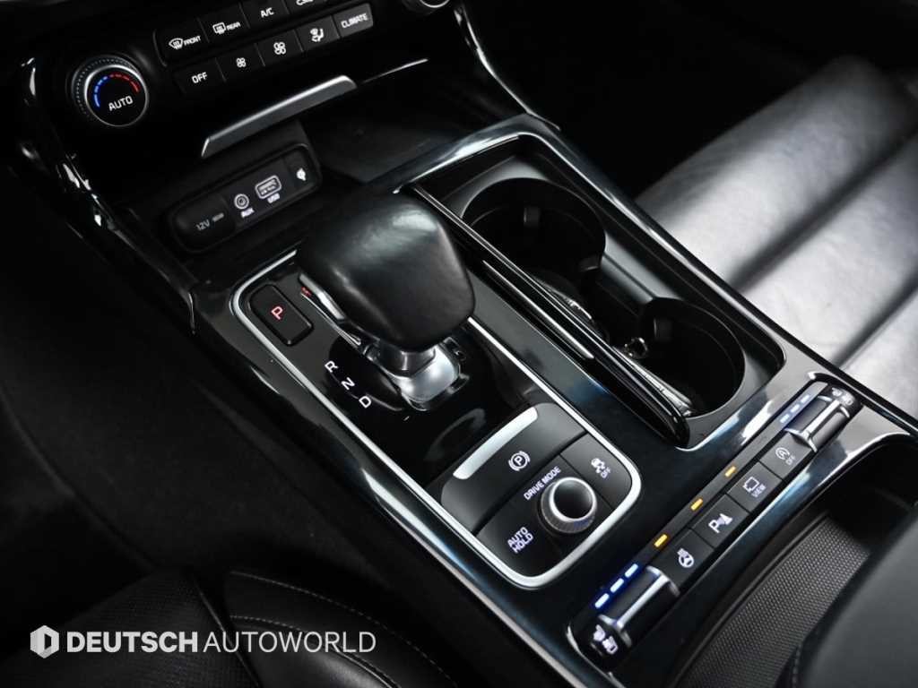 기아 스팅어 가솔린 2.0 터보 2WD 플래티넘 이미지 9