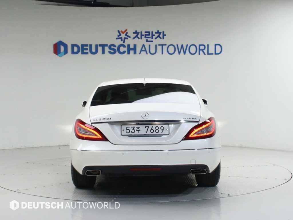 벤츠 CLS 클래스 CLS클래스 W218 CLS 250 블루텍 4MATIC 이미지 4