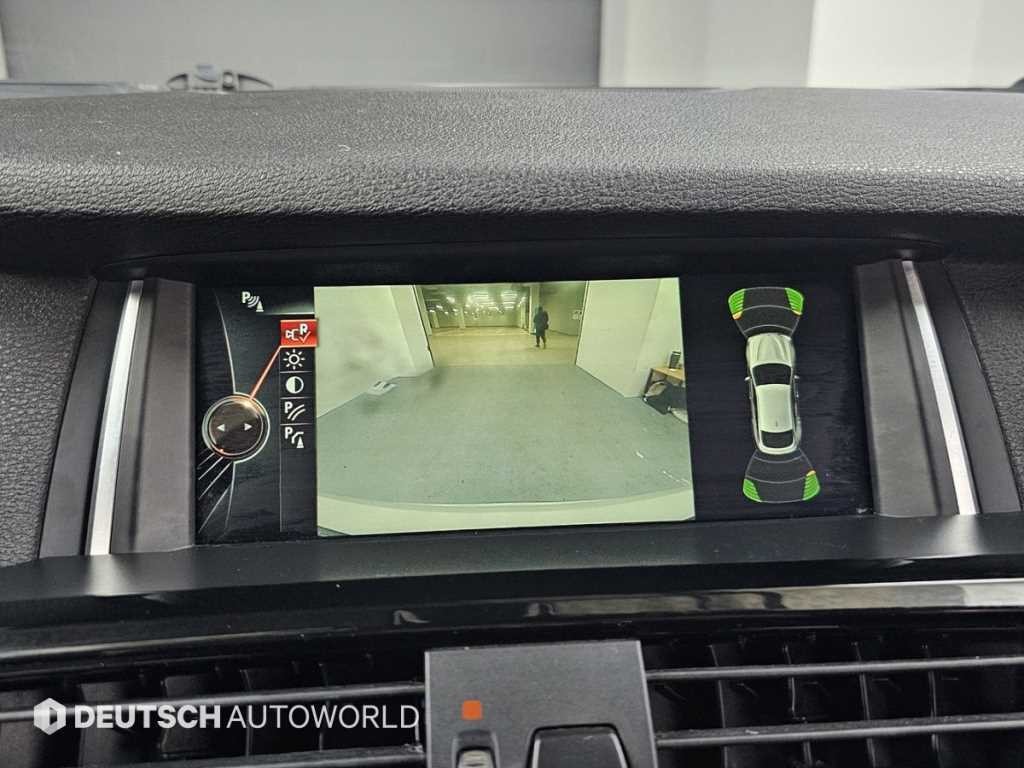 BMW X4 X4 (F26) xDrive 20d 이미지 15
