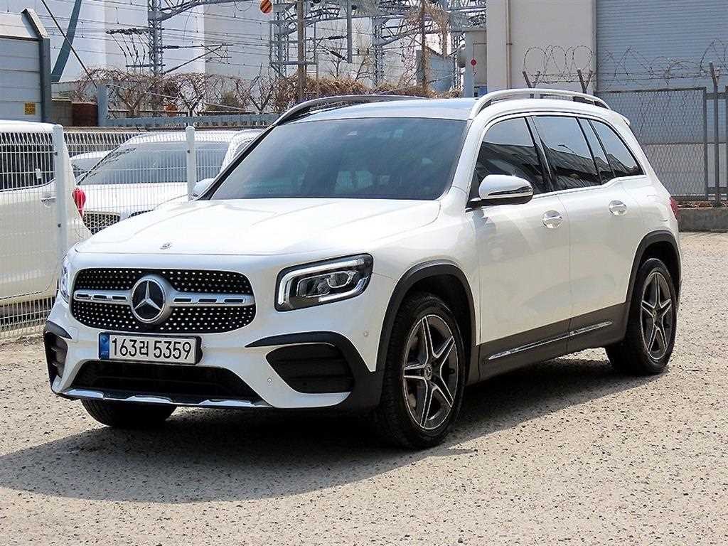 벤츠 GLB 클래스 GLB클래스 X247 GLB 250 4MATIC 이미지 2