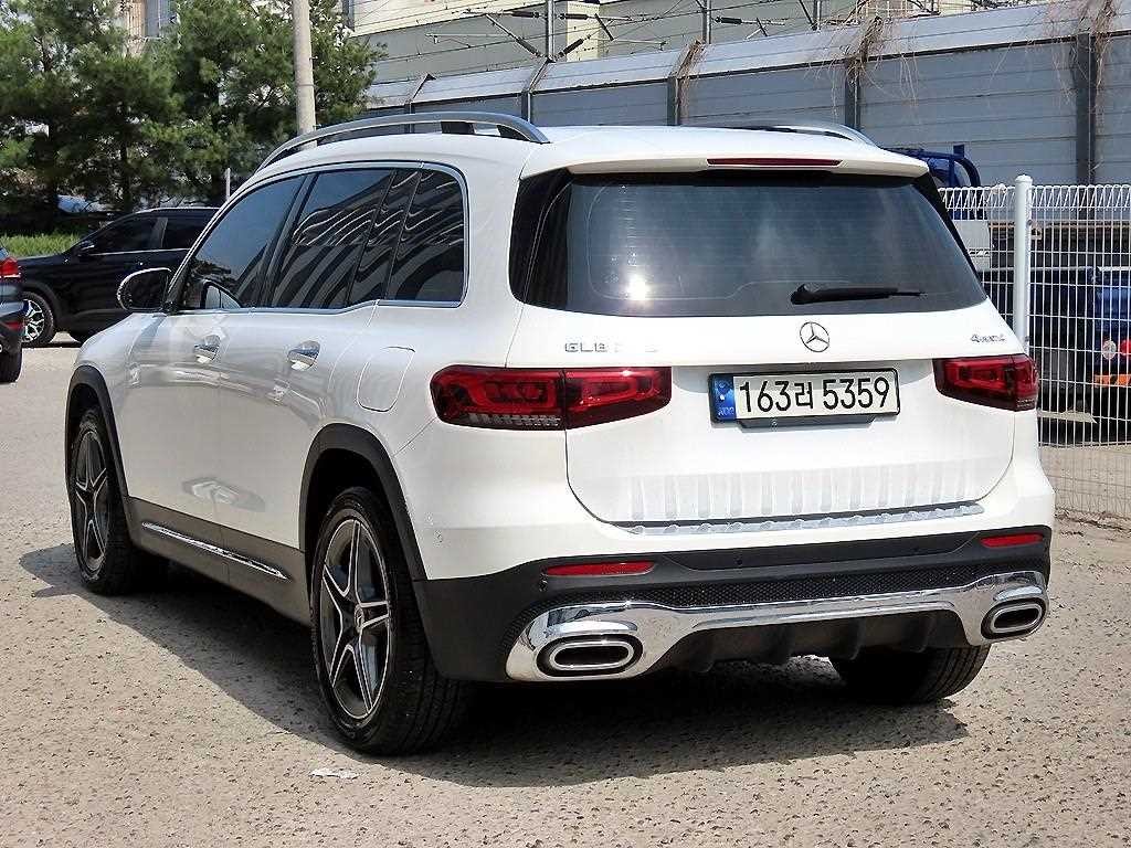 벤츠 GLB 클래스 GLB클래스 X247 GLB 250 4MATIC 이미지 3