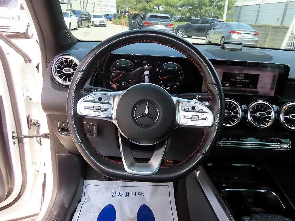 벤츠 GLB 클래스 GLB클래스 X247 GLB 250 4MATIC 이미지 8