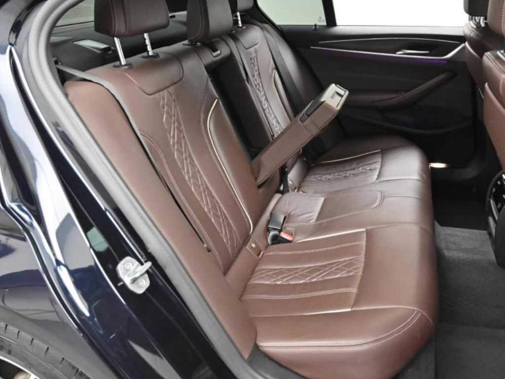 BMW 5시리즈 5시리즈 (G30) 523d M 스포츠 이미지 12