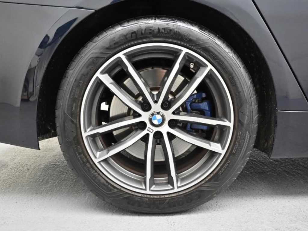 BMW 5시리즈 5시리즈 (G30) 523d M 스포츠 이미지 5