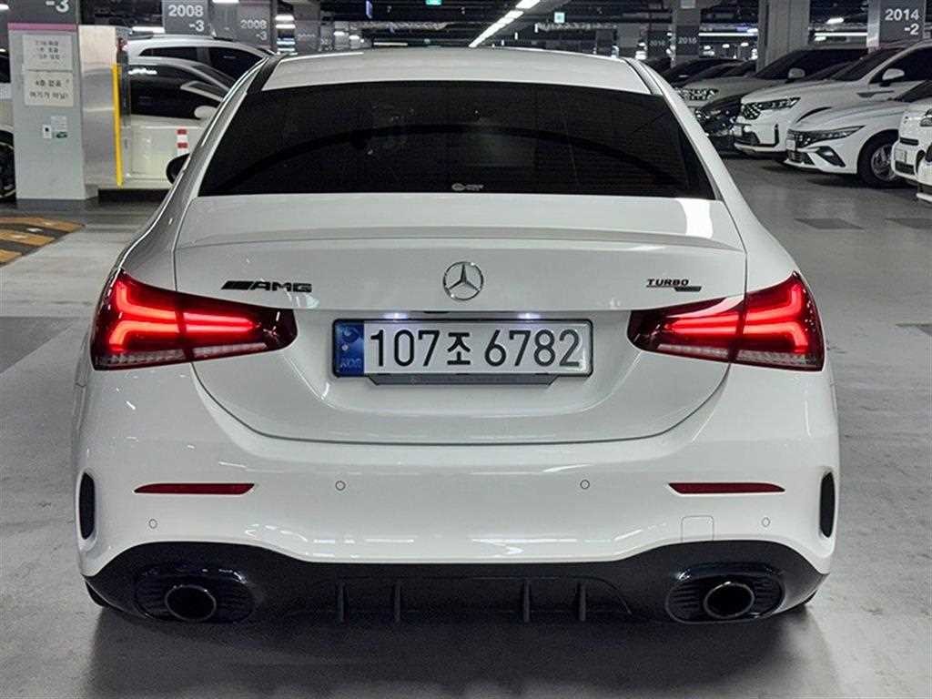 벤츠 A 클래스 A클래스 W177 AMG A35 4MATIC 세단 이미지 4
