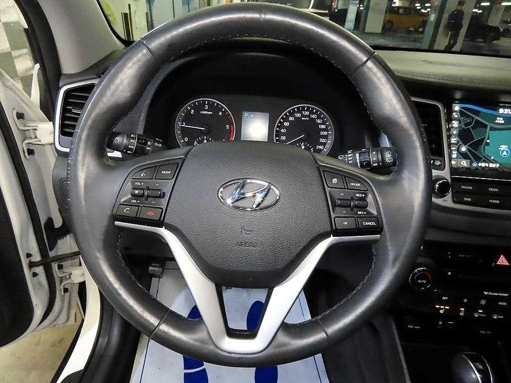 현대 투싼 올뉴투싼 디젤 1.7 2WD 모던 이미지 8