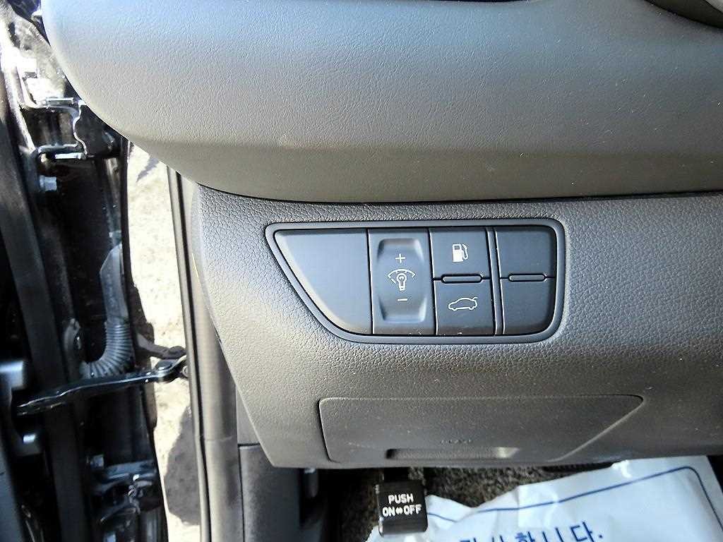 제네시스 G70 2.0T 어드밴스드 이미지 12