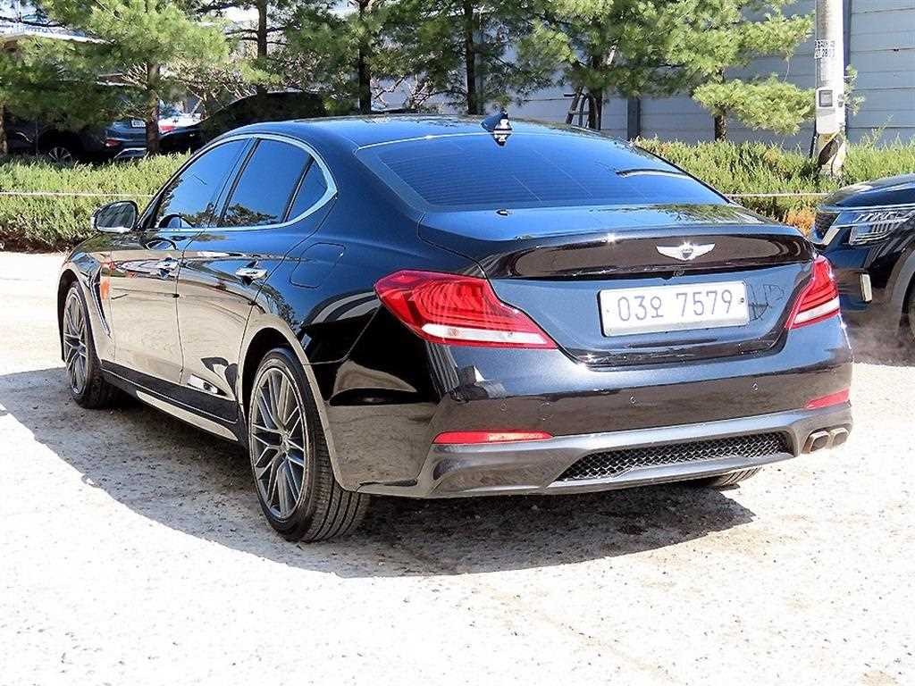 제네시스 G70 2.0T 어드밴스드 이미지 3