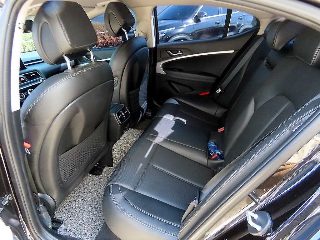 제네시스 G70 2.0T 어드밴스드 이미지 6