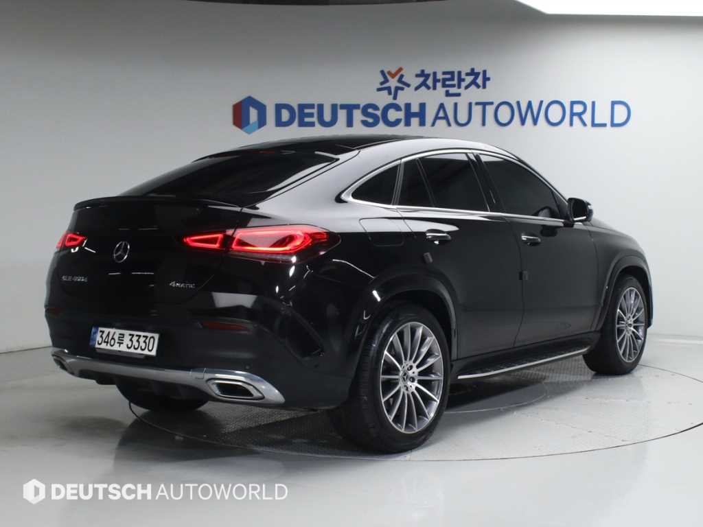 벤츠 GLE 클래스 GLE 클래스 W167 GLE 400d 4MATIC 쿠페 이미지 2