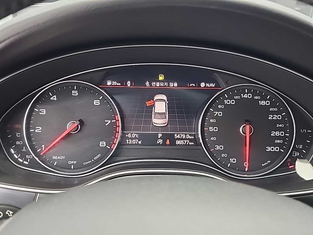 아우디 A6 뉴A6 40 TFSI 프리미엄 이미지 7