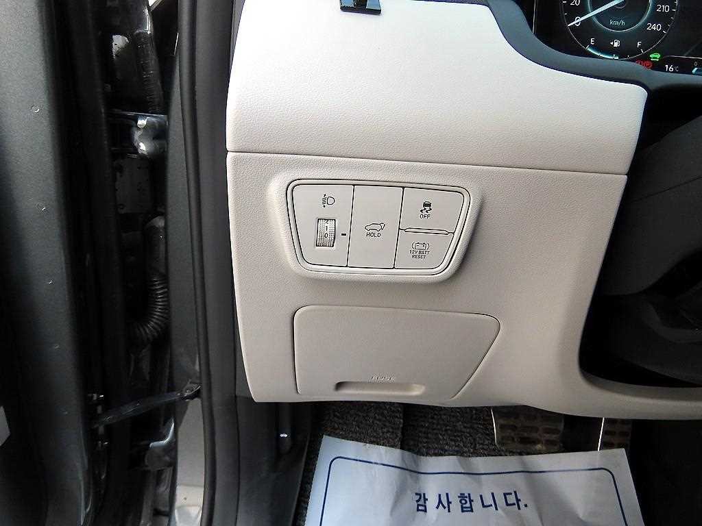 현대 투싼 투싼 하이브리드(NX4) 2WD 인스퍼레이션 이미지 12