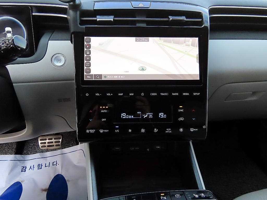 현대 투싼 투싼 하이브리드(NX4) 2WD 인스퍼레이션 이미지 13