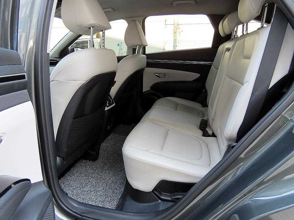 현대 투싼 투싼 하이브리드(NX4) 2WD 인스퍼레이션 이미지 6