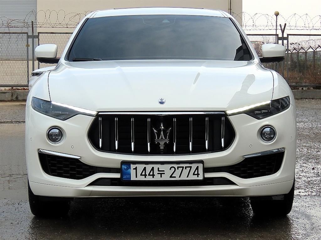 마세라티 르반떼 2.0 GT AWD 이미지 1