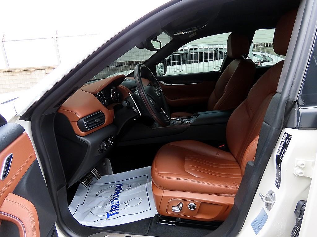 마세라티 르반떼 2.0 GT AWD 이미지 5