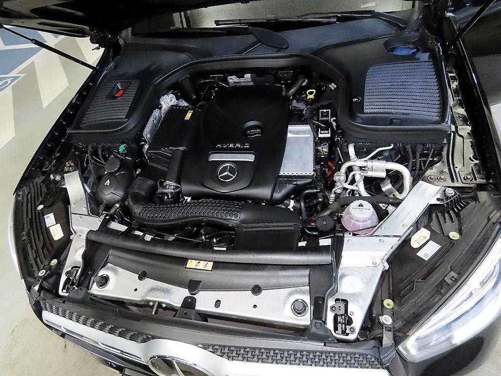 벤츠 GLC 클래스 GLC클래스 X253 GLC 300 e 4MATIC 쿠페 이미지 19