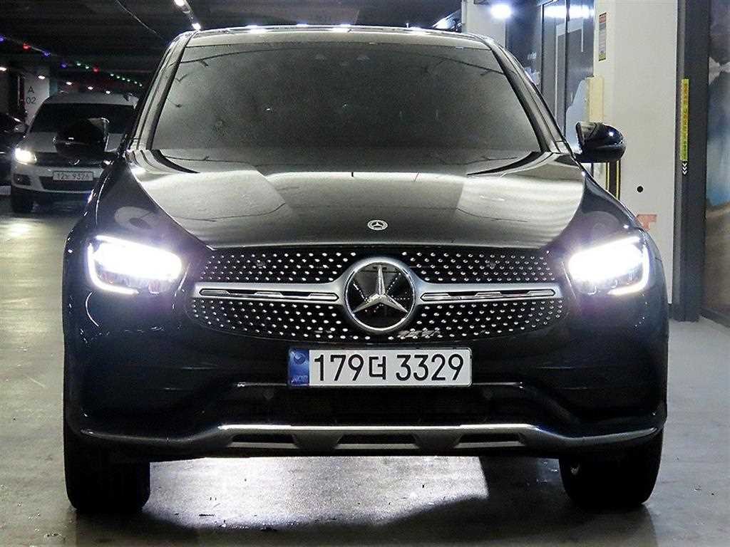 벤츠 GLC 클래스 GLC클래스 X253 GLC 300 e 4MATIC 쿠페 이미지 2