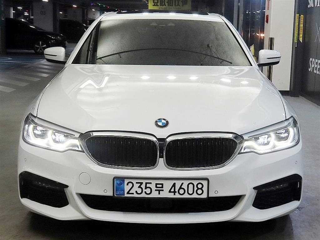 BMW 5시리즈 5시리즈 (G30) 530i M 스포츠 플러스 이미지 2