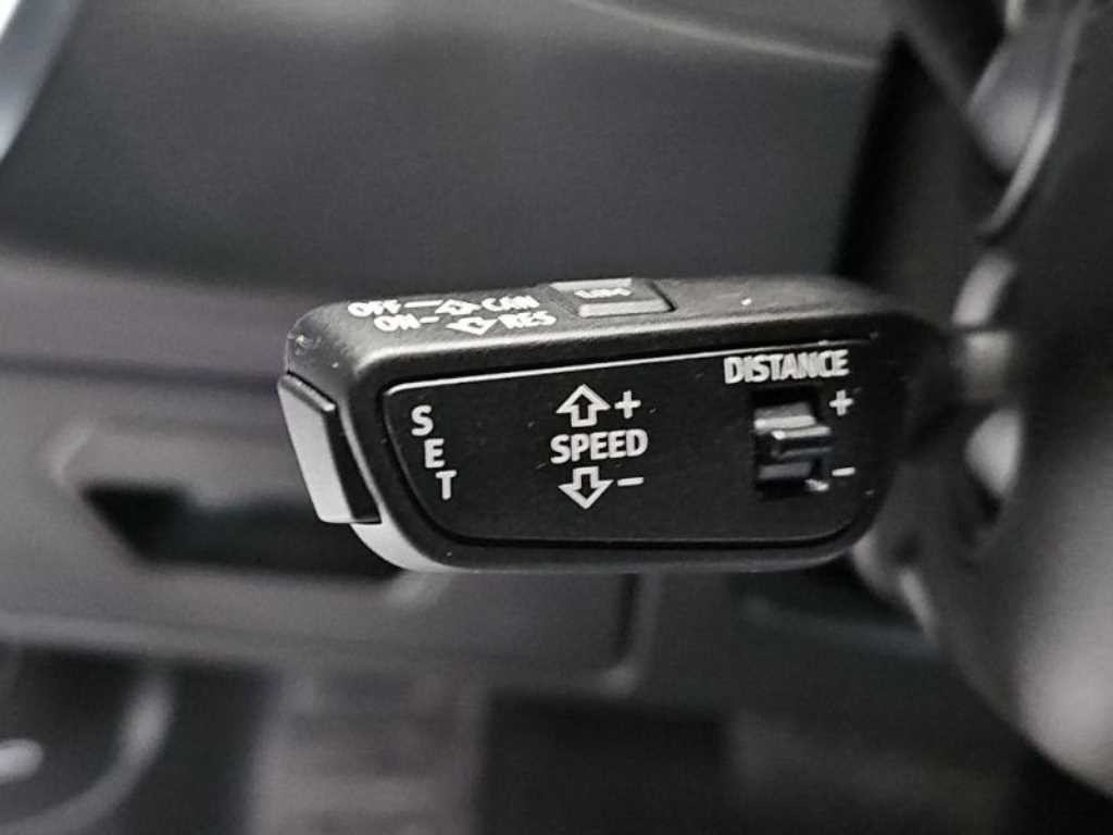 아우디 A6 A6 (C8) 45 TFSI 콰트로 프리미엄 이미지 12
