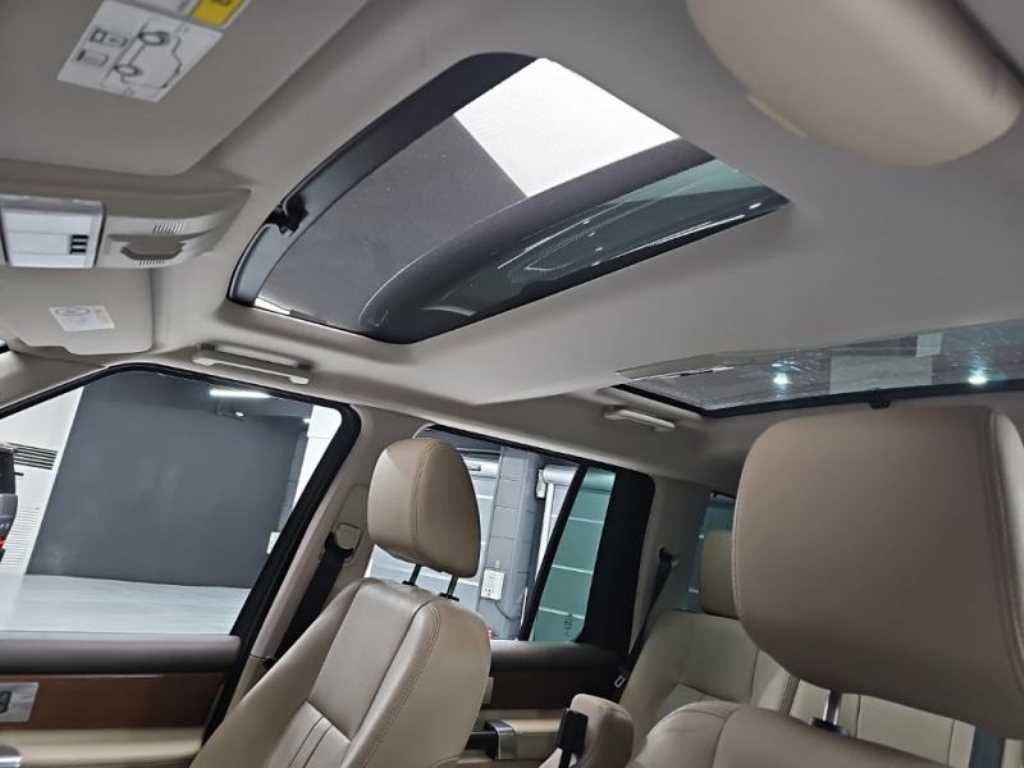 랜드로버 디스커버리 디스커버리4 3.0 SDV6 SE 이미지 12