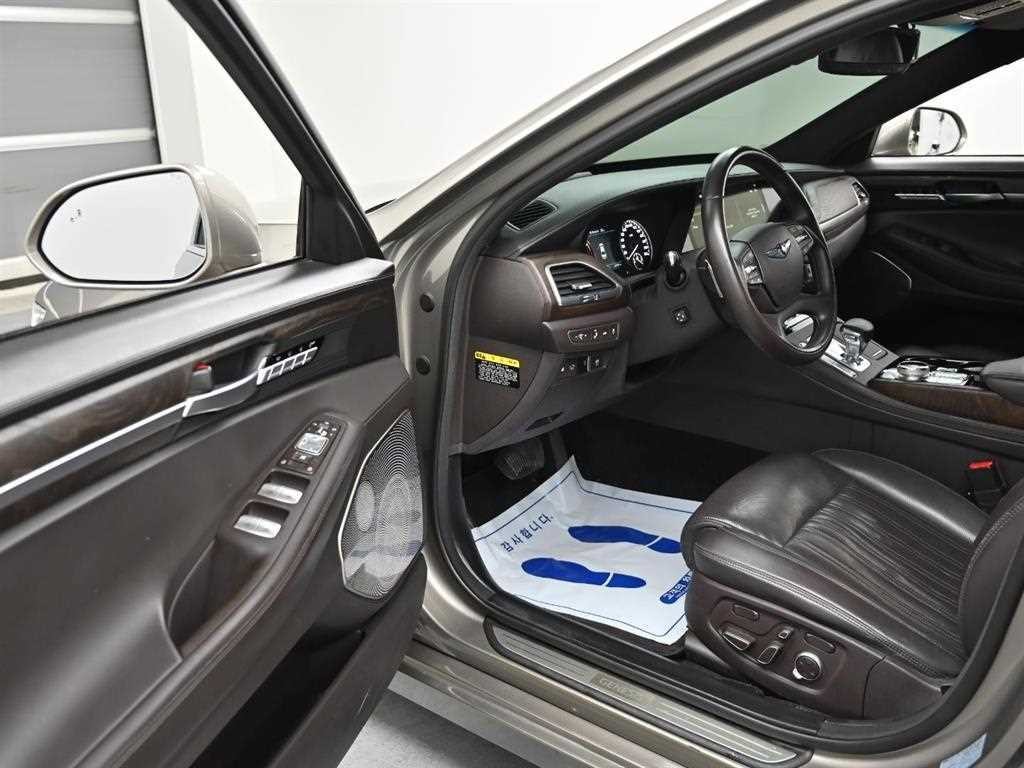 제네시스 G90 3.3 T AWD 프레스티지 이미지 10