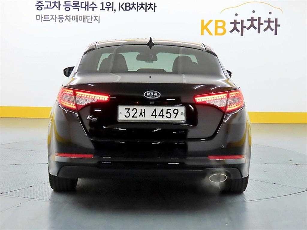 기아 K5 2.0 프레스티지 브라운 이미지 3
