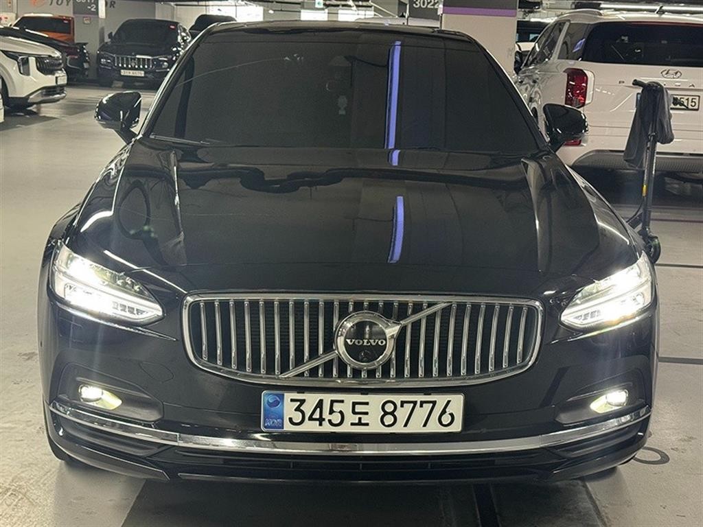 볼보 S90 B5 인스크립션 이미지 1