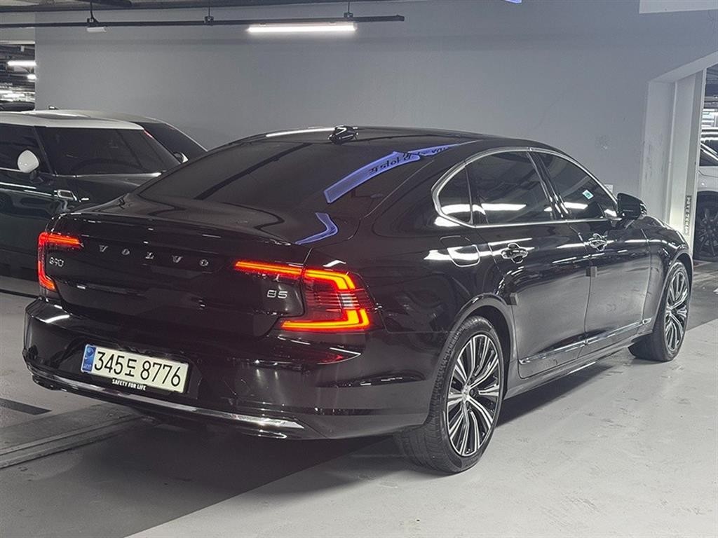 볼보 S90 B5 인스크립션 이미지 3