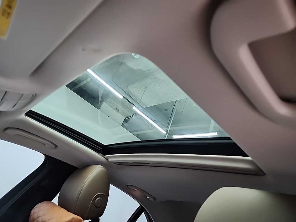 벤츠 E 클래스 E-클래스 W213 E220d 4MATIC 아방가르드 이미지 15