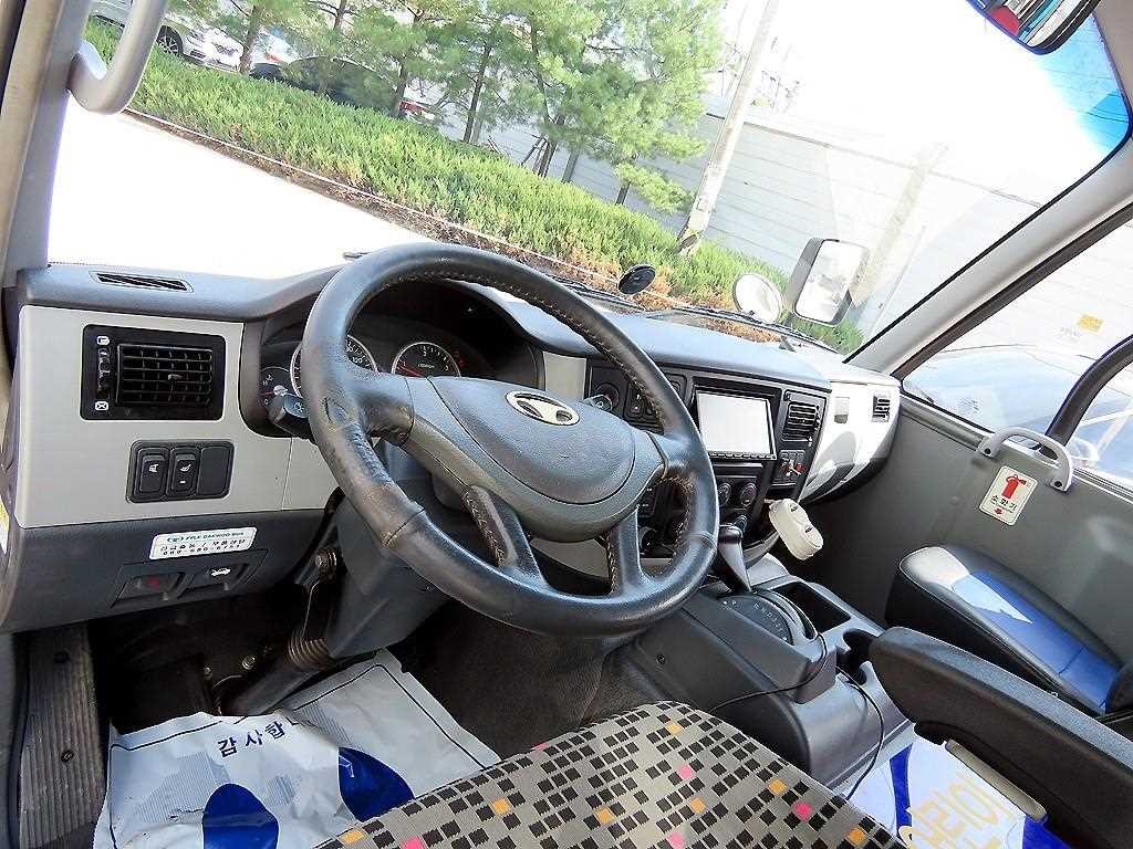 중대형버스 중형대우버스 레스타 레스타 25인 이미지 8