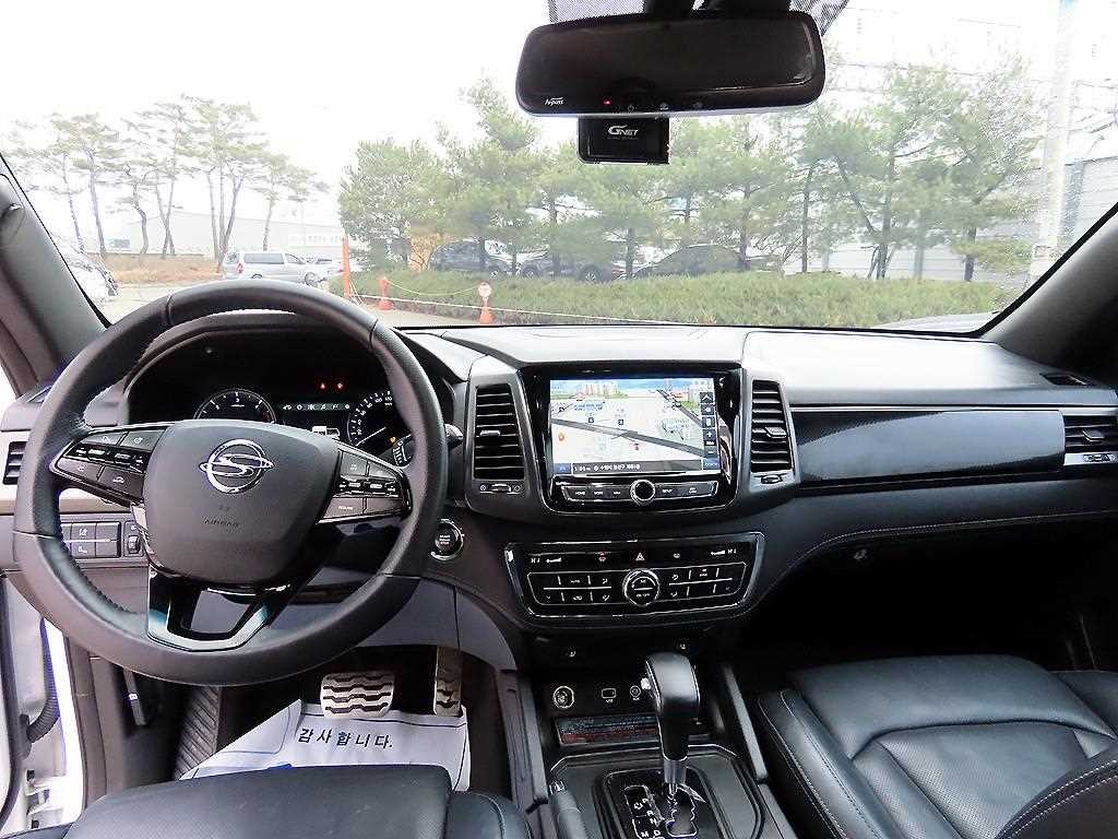 KG모빌리티(쌍용) 렉스턴 더 뉴 렉스턴 스포츠 칸 디젤 2.2 4WD 노블레스 이미지 8
