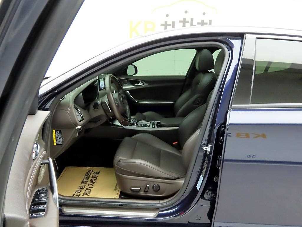 기아 스팅어 가솔린 2.0 터보 2WD 플래티넘 이미지 12
