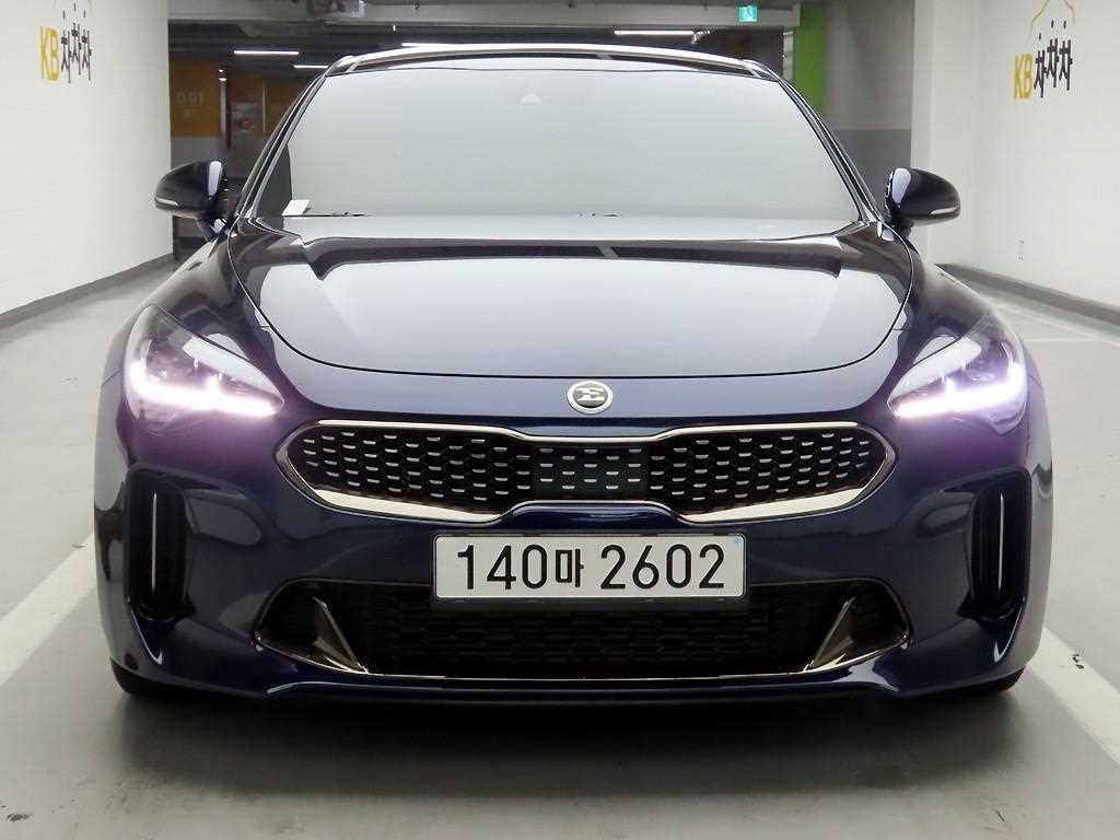 기아 스팅어 가솔린 2.0 터보 2WD 플래티넘 이미지 2