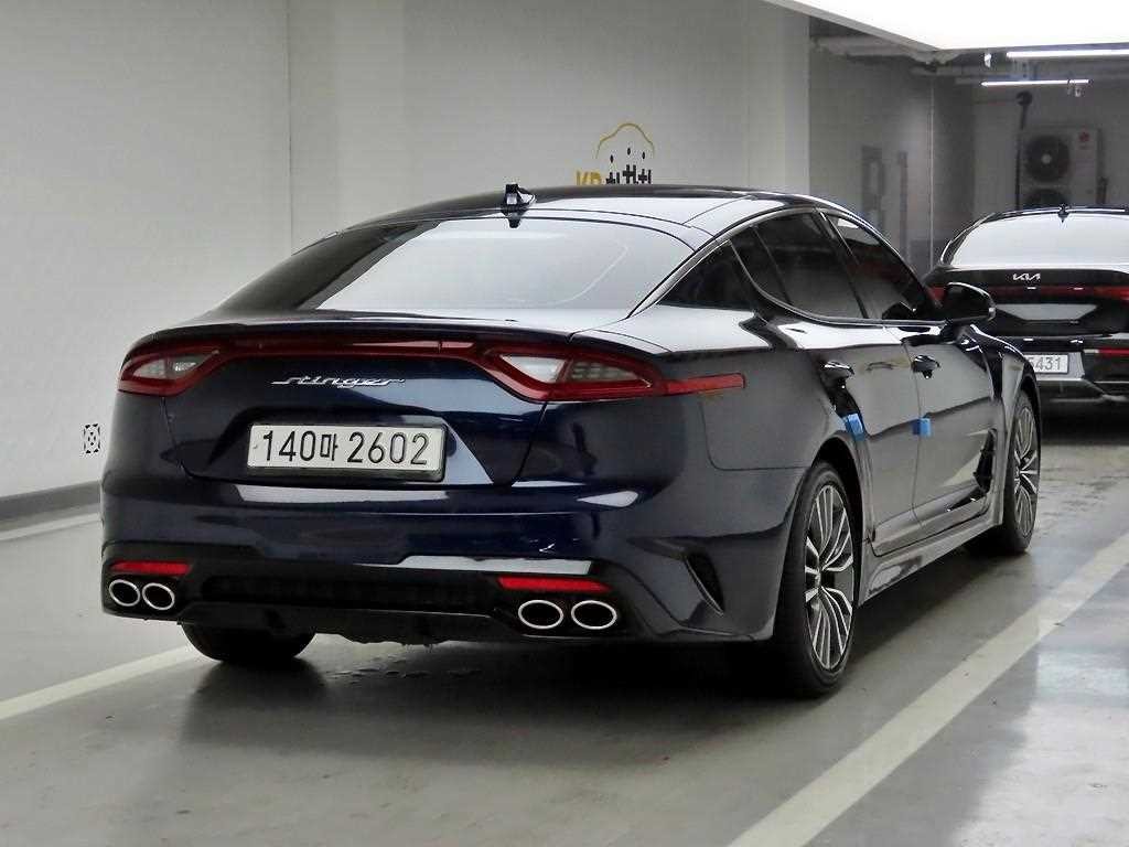 기아 스팅어 가솔린 2.0 터보 2WD 플래티넘 이미지 4
