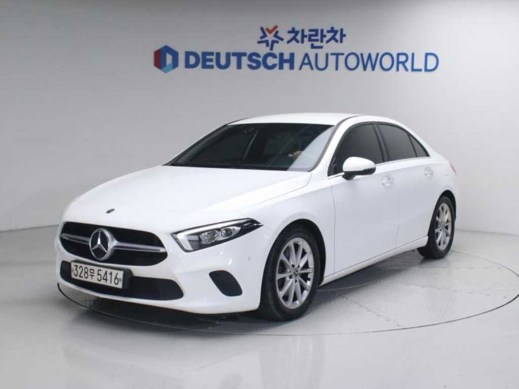 벤츠 A 클래스 A클래스 W177 A220 세단 이미지 2