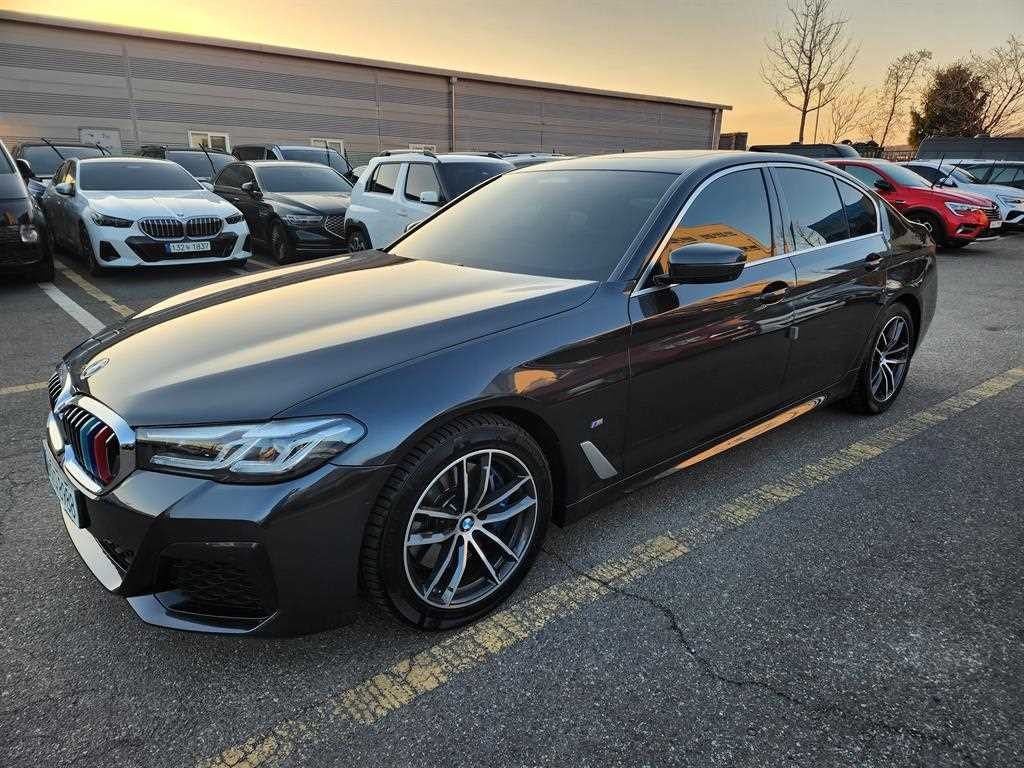 BMW 5시리즈 5시리즈 (G30) 523d M 스포츠 이미지 2