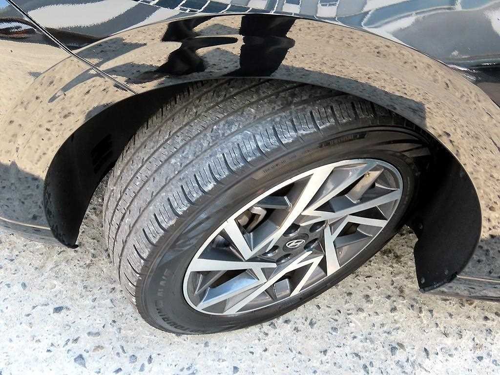 현대 그랜저 그랜저 (GN7) 가솔린 2.5 2WD 프리미엄 이미지 20