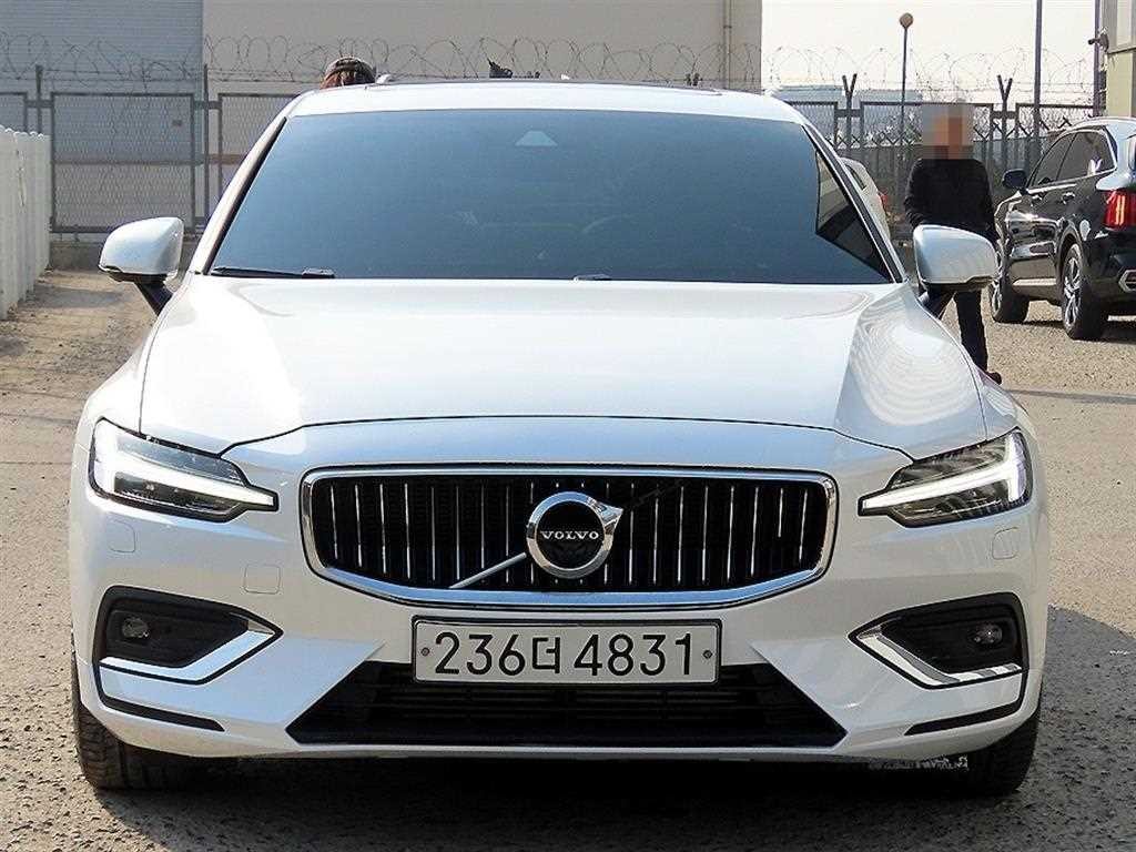 볼보 S60 S60(3세대) T5 인스크립션 이미지 1