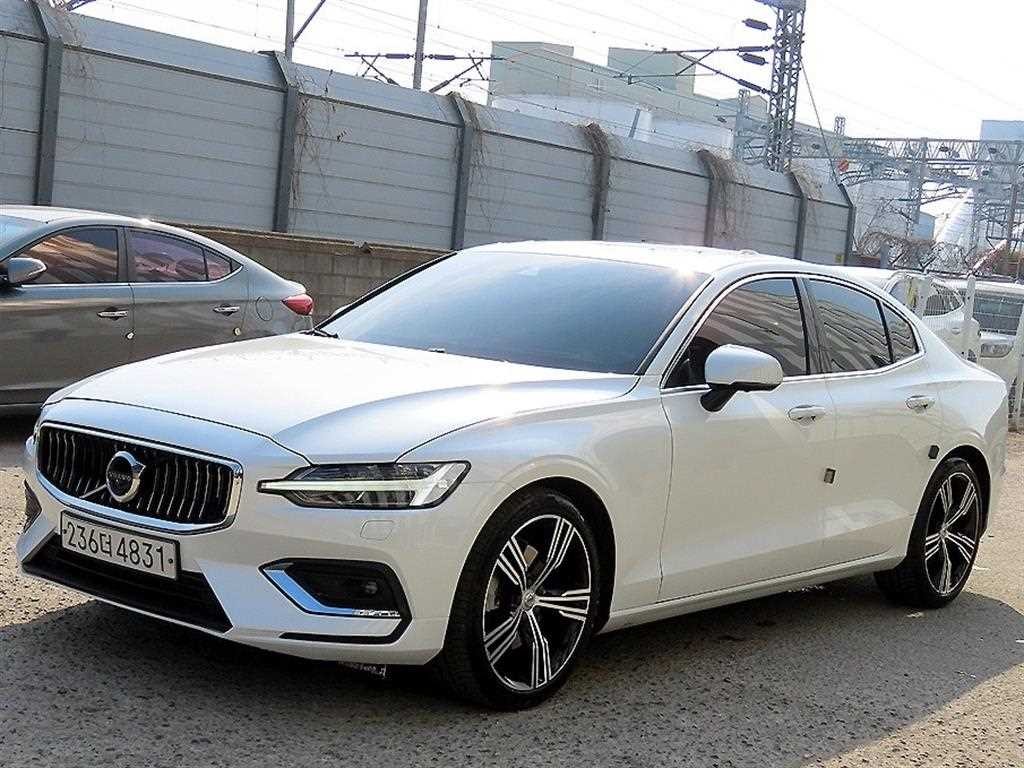 볼보 S60 S60(3세대) T5 인스크립션 이미지 2