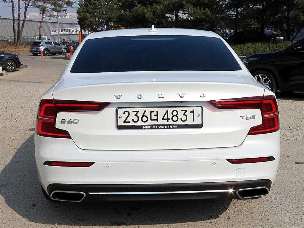 볼보 S60 S60(3세대) T5 인스크립션 이미지 4