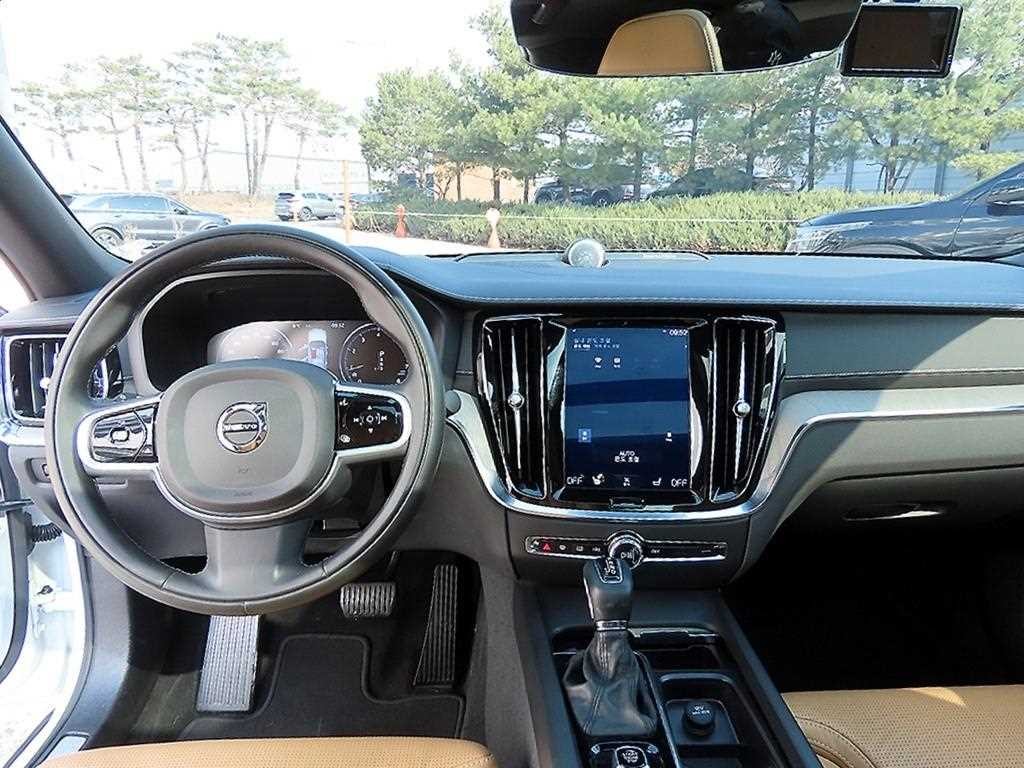볼보 S60 S60(3세대) T5 인스크립션 이미지 7