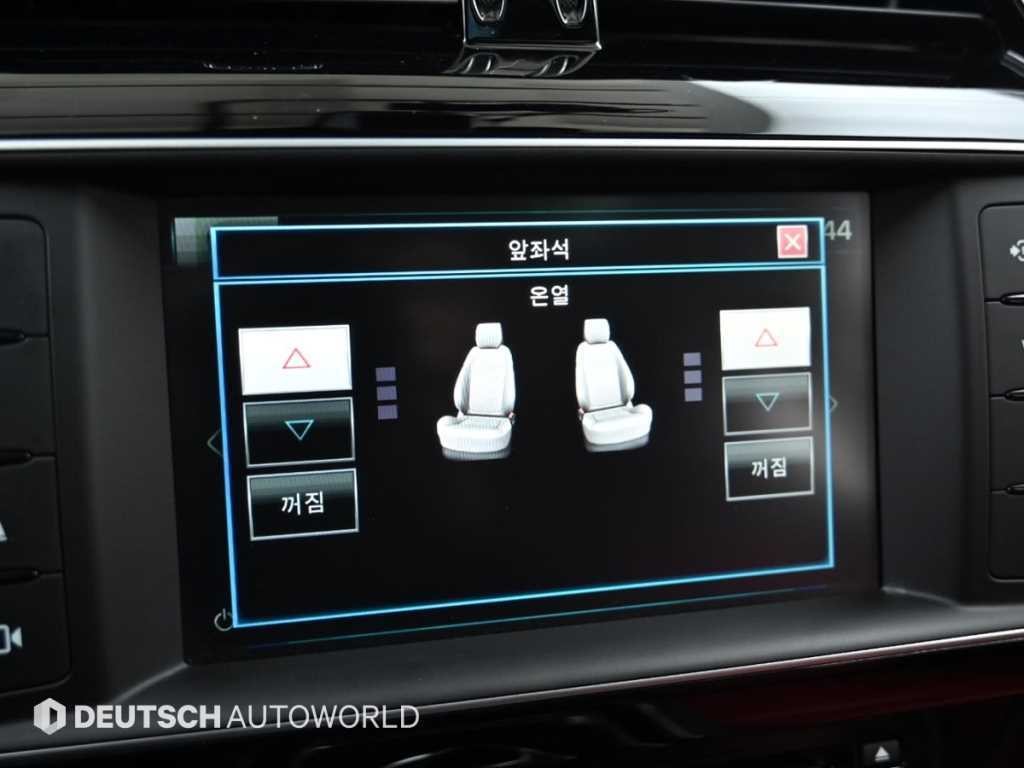 재규어 XE 2.0D R스포츠 이미지 17