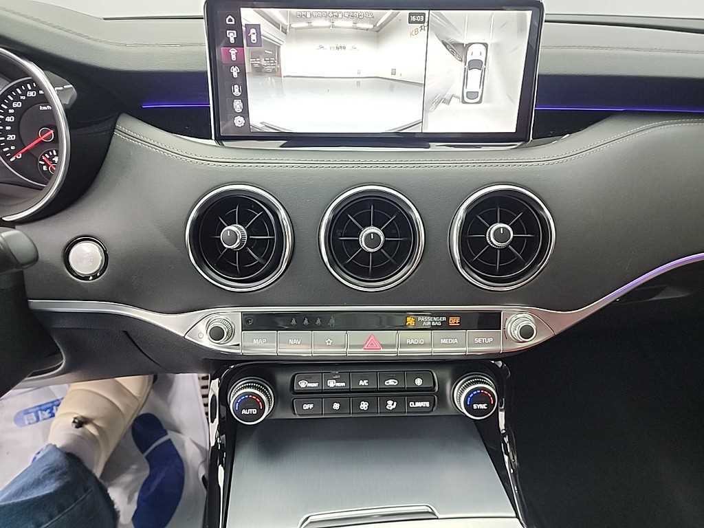 기아 스팅어 스팅어 마이스터 AWD 3.3 GT 마스터즈 터보 패키지 이미지 10