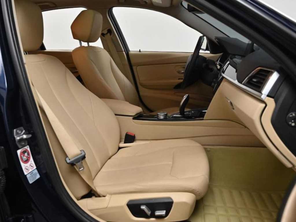 BMW 3시리즈 3시리즈 (F30) 320d 이미지 10