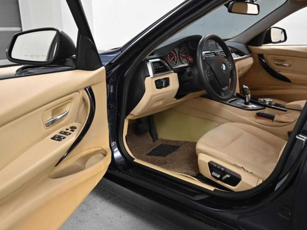BMW 3시리즈 3시리즈 (F30) 320d 이미지 11