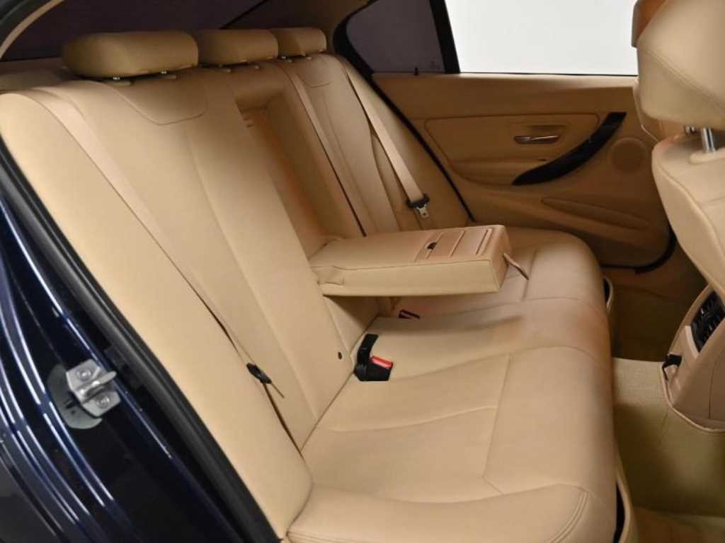 BMW 3시리즈 3시리즈 (F30) 320d 이미지 12
