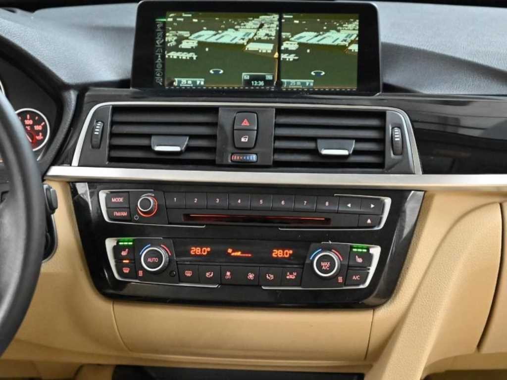 BMW 3시리즈 3시리즈 (F30) 320d 이미지 14